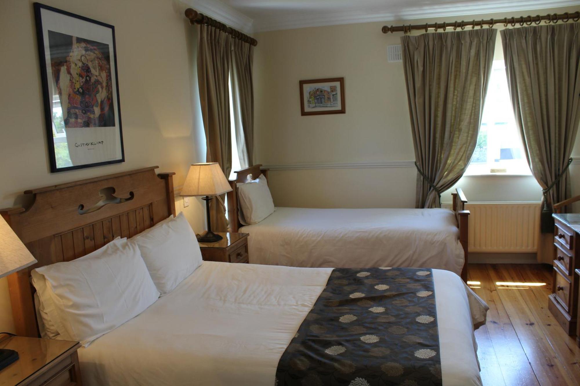 Adare Country House Szoba fotó