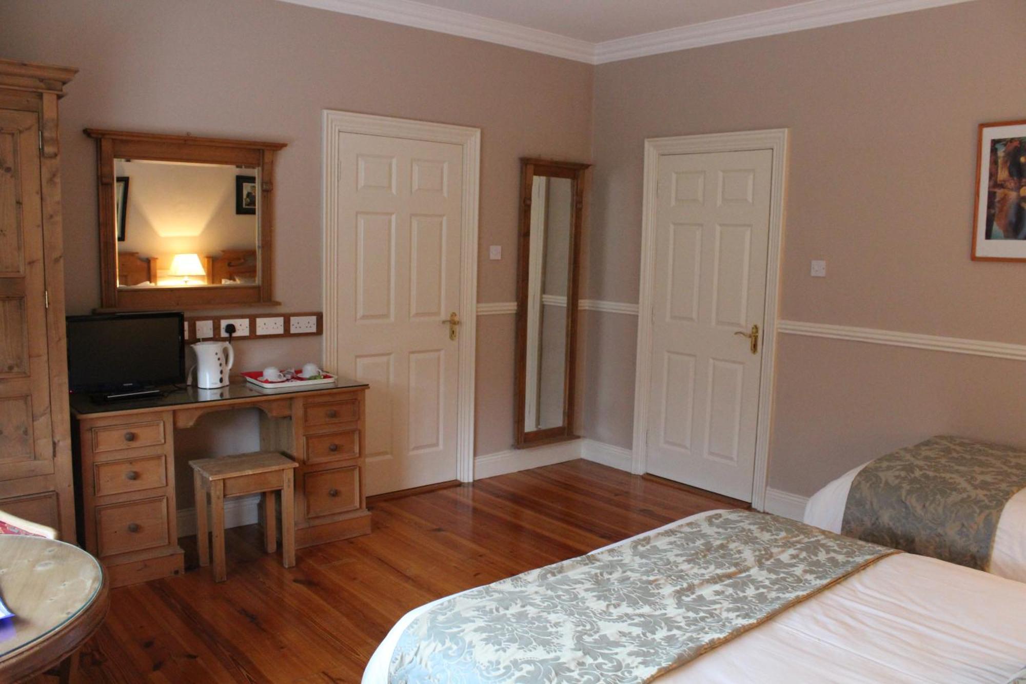 Adare Country House Szoba fotó